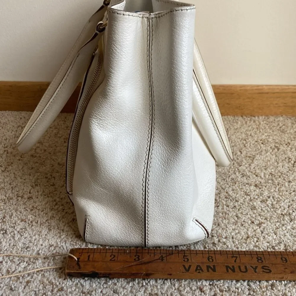 Kate Spade White Pebble Grain Leather Shoulder Bag Purse w/ Dust Bag